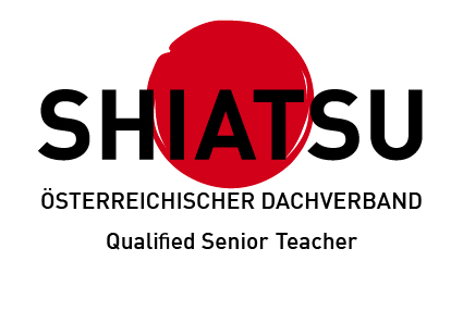 Logo Qualified Senior Teacher